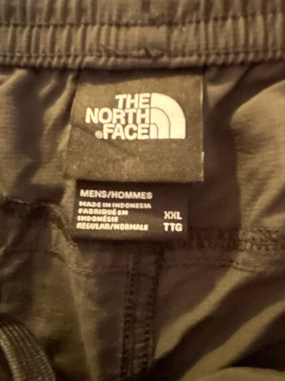 The North Face Men’s Shorts Drawstring Zipper Back Pocket Black/Dark Grey Sz XXL